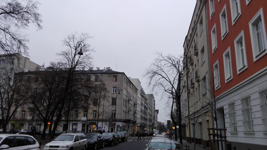 Klimatyczna Kawalerka W Centrum Warszawy Varsó Kültér fotó