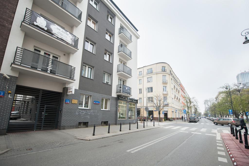 Klimatyczna Kawalerka W Centrum Warszawy Varsó Kültér fotó