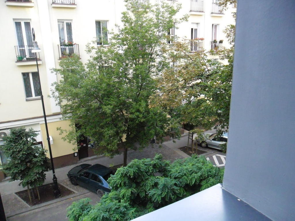 Klimatyczna Kawalerka W Centrum Warszawy Varsó Kültér fotó